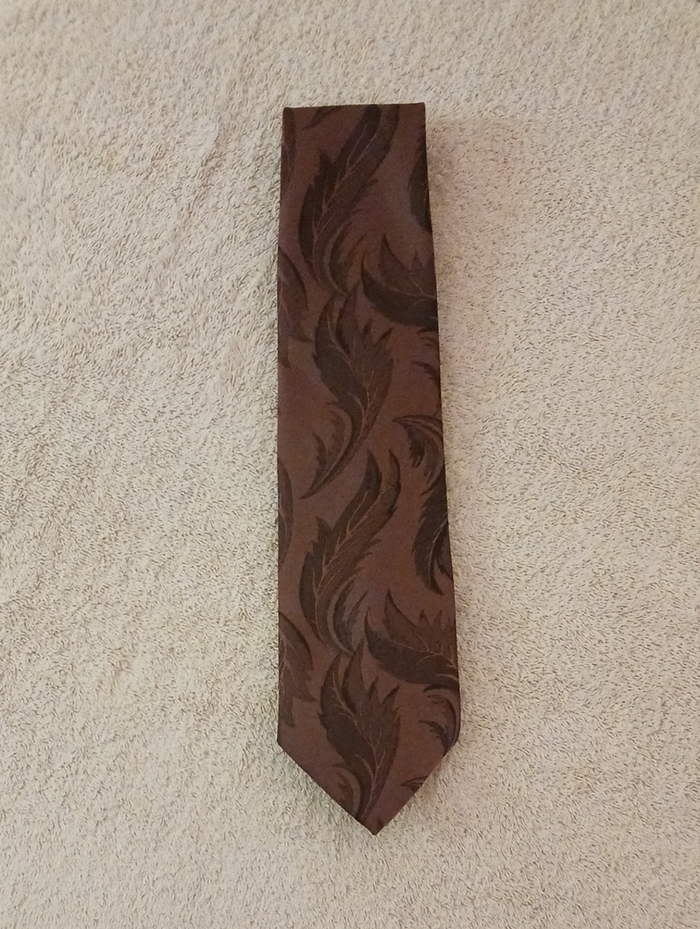 Wembley Brown Feather-Pattern Tie
